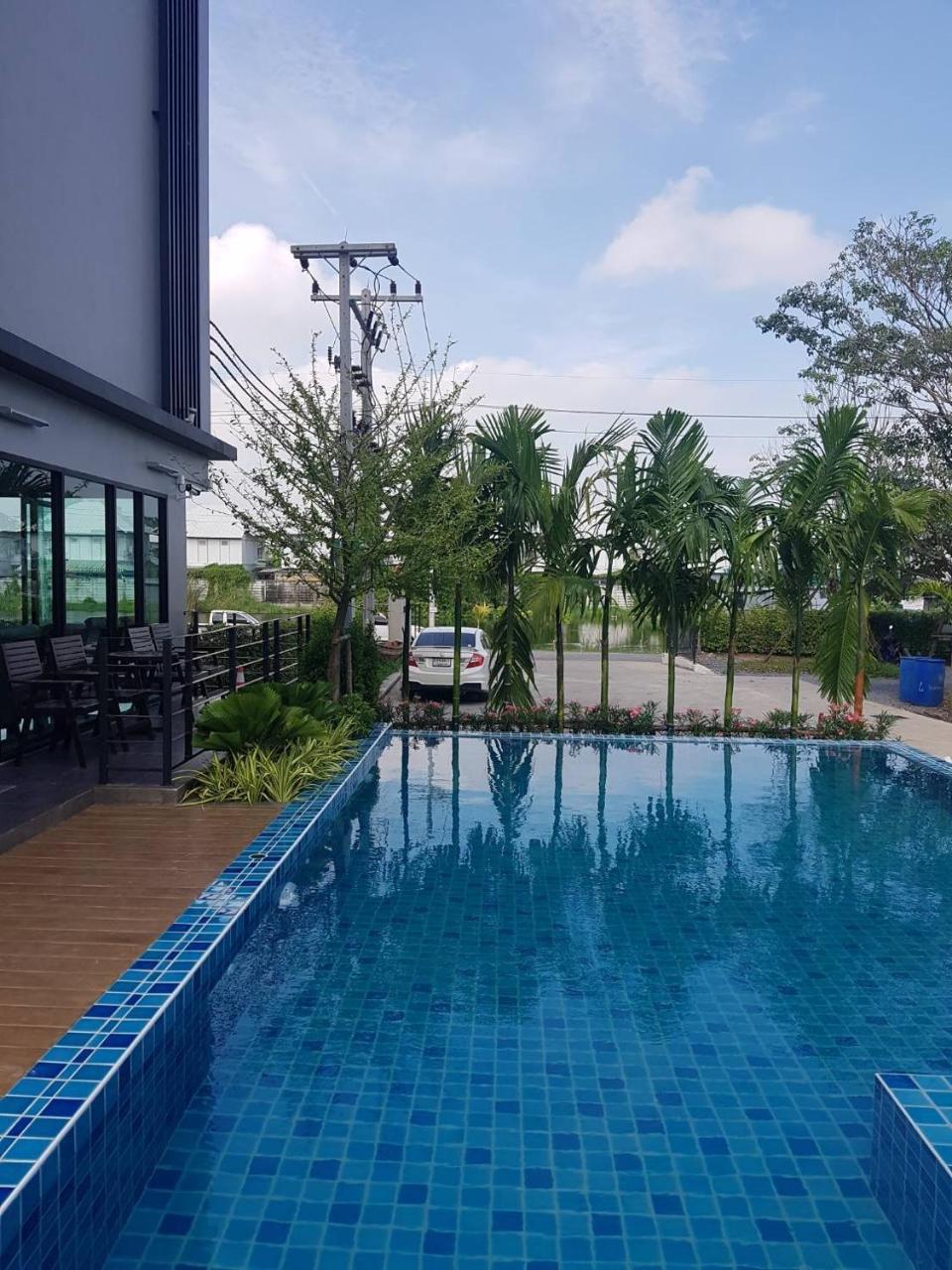 Bangkok Boutique Resort Rangsit Pathum Thani Esterno foto